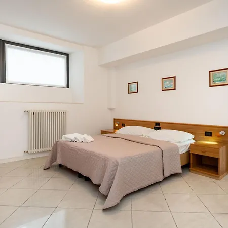 Apartments Vistallihouse Bergamo Esterno foto
